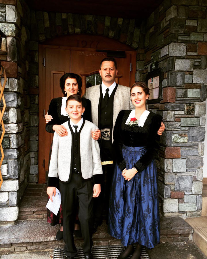 Familie Knapp — Theresia, Anna, Johannes & Johann